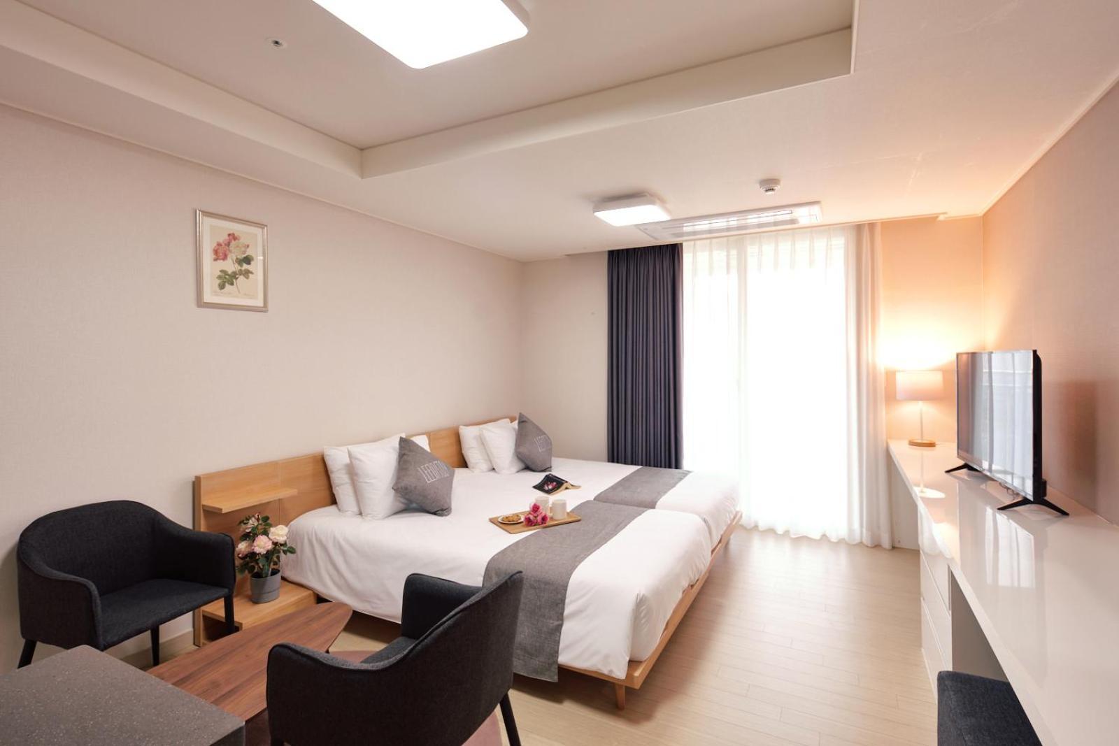 Geoje Leein Stay Hotel Екстериор снимка