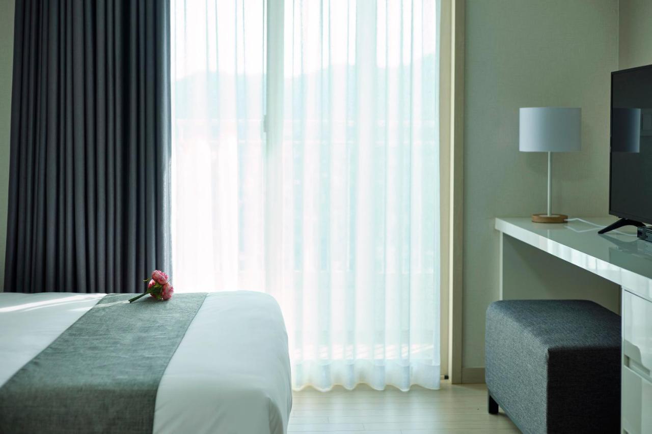 Geoje Leein Stay Hotel Екстериор снимка
