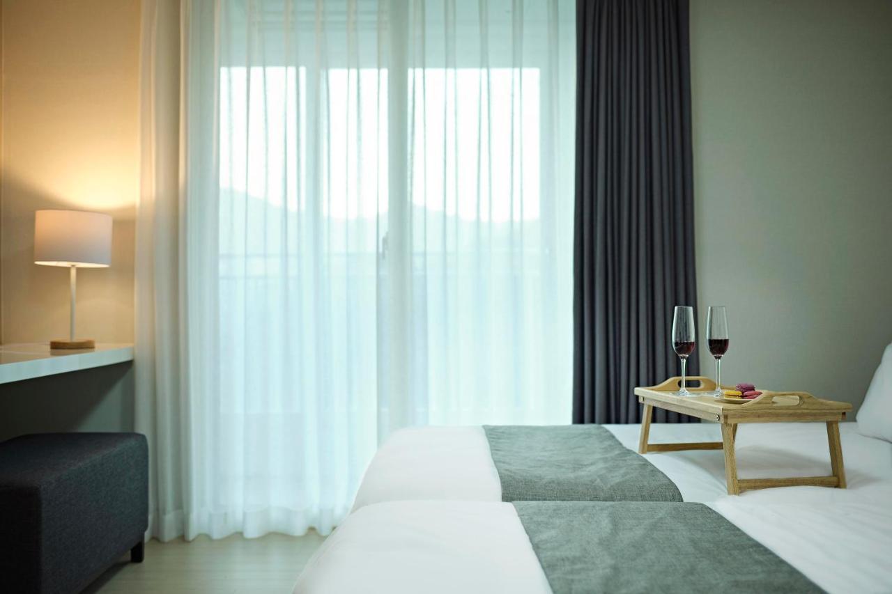 Geoje Leein Stay Hotel Екстериор снимка