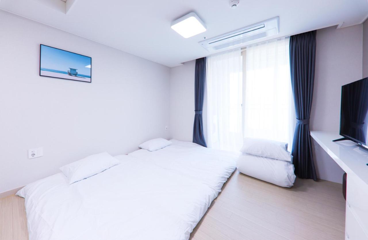Geoje Leein Stay Hotel Екстериор снимка